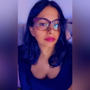 Meet your Posher, Di